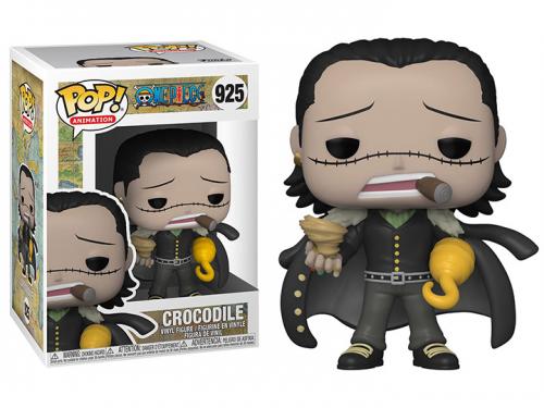 La nouvelle gamme Funko de figurines en vinyle One Piece Pop ! Vinyl de Funko comprend de vieux favoris, ainsi que des nouveaux venus dans la série Pop ! comme le frère juré de Luffy, Sabo, Roronoa. Zoro armé de ses épées, le "Roi du Désert" Sir Crocodile avec un gros cigare, Brook portant son kimono blanc, ainsi que Monkey D. Luffy portant également un kimono.